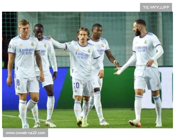 里瓦尔多：维尼修斯生气情有可原，教练有时为立威行事